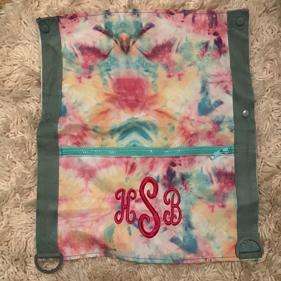 MONOGRAMMED Beach Chair w/zipped pocket on the back that is removable. - Picture 4 of 6